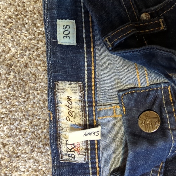 BUCKLE JEANS - Picture 2 of 3